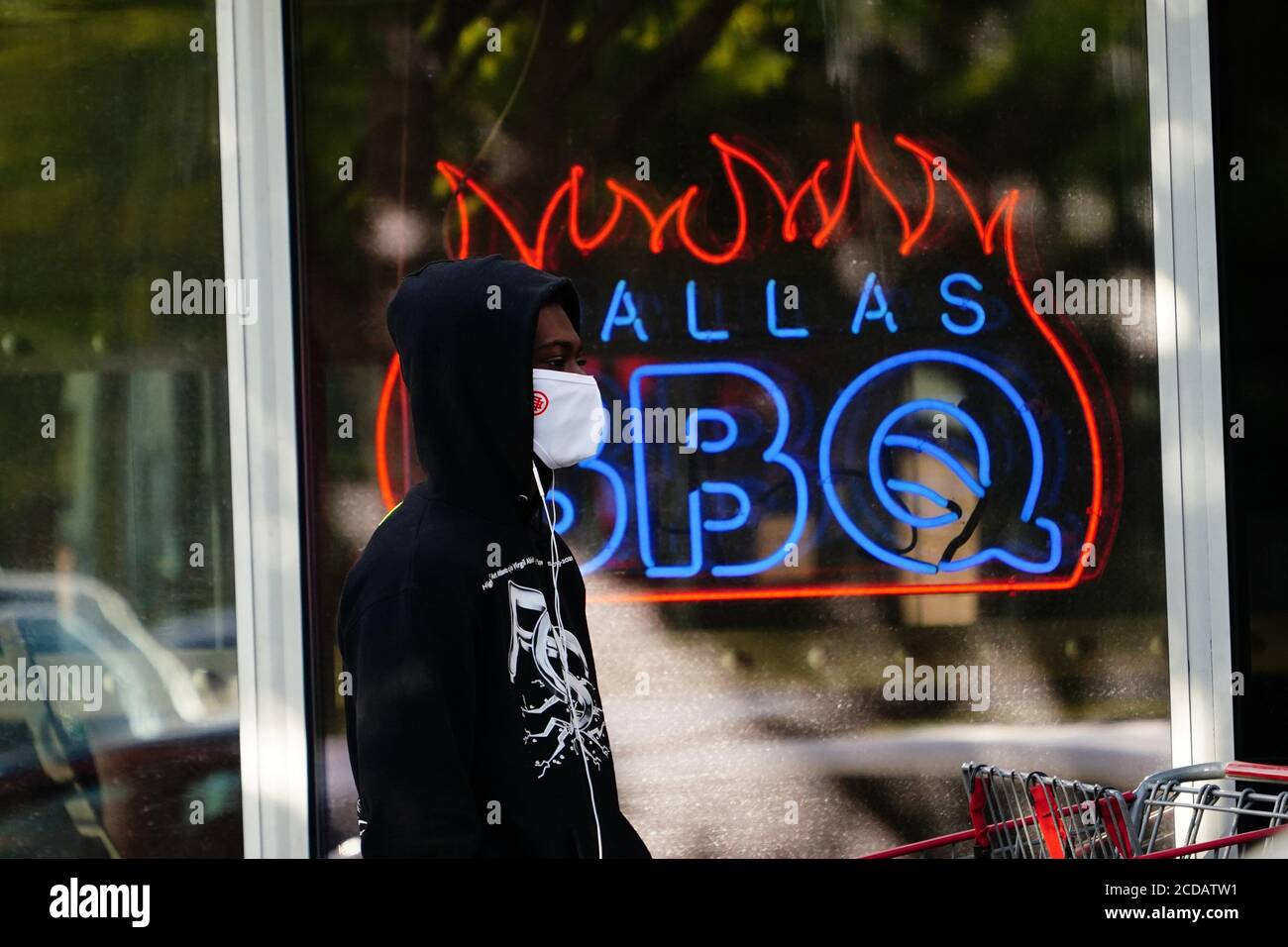 Dallas bbqs queens cheap