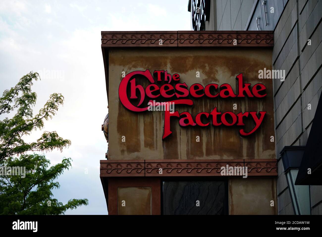 Cheesecake factory sign hires stock photography and images Alamy