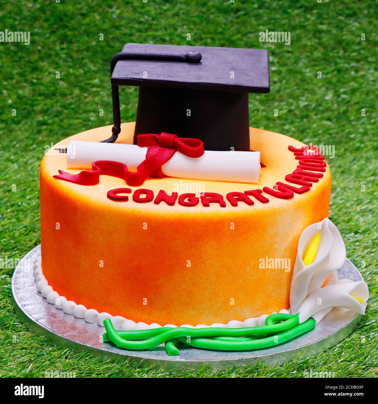 Graduation cake hires stock photography and images  Alamy