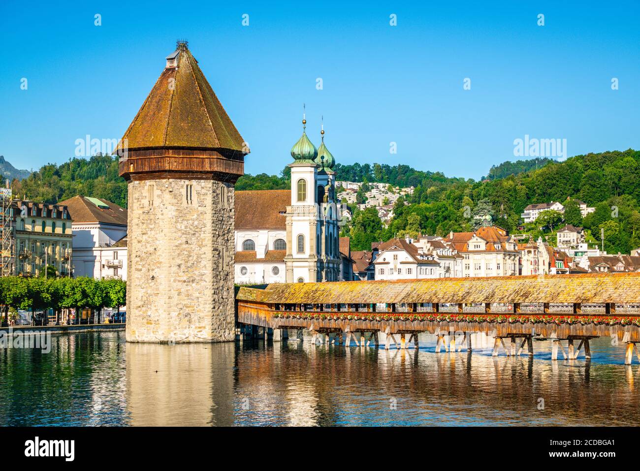 Covered Bridge In Summer Hi res Stock Photography And Images Alamy