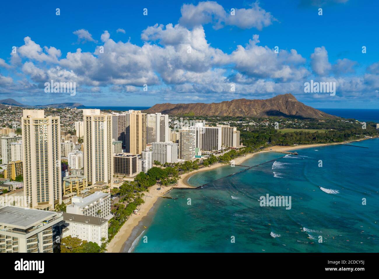 Hawaii waikiki beach drone aerial hi-res stock photography and images ...