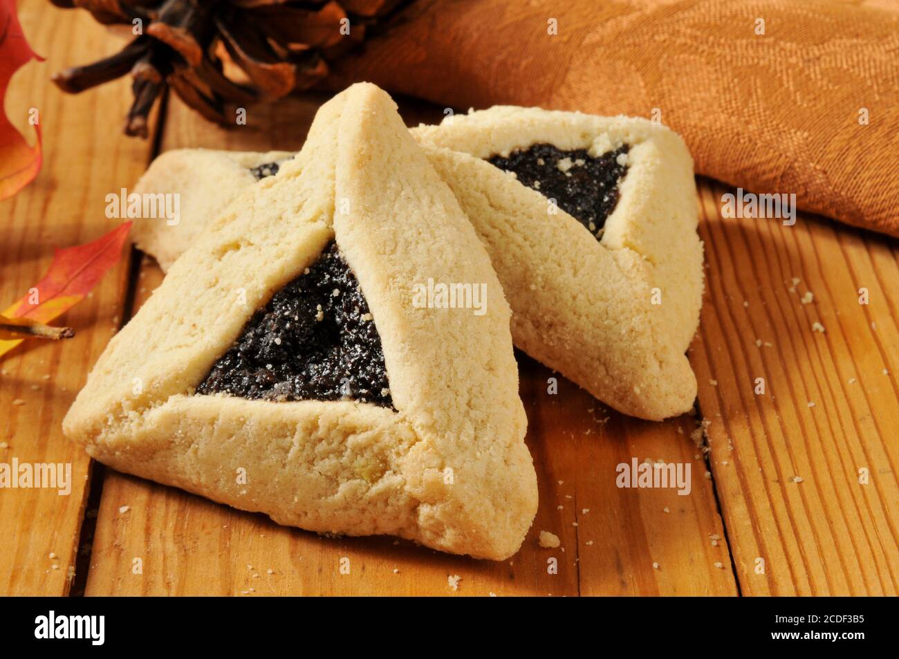 Gourmet shortbread cookies filled with poppy seed jam Stock Photo Alamy