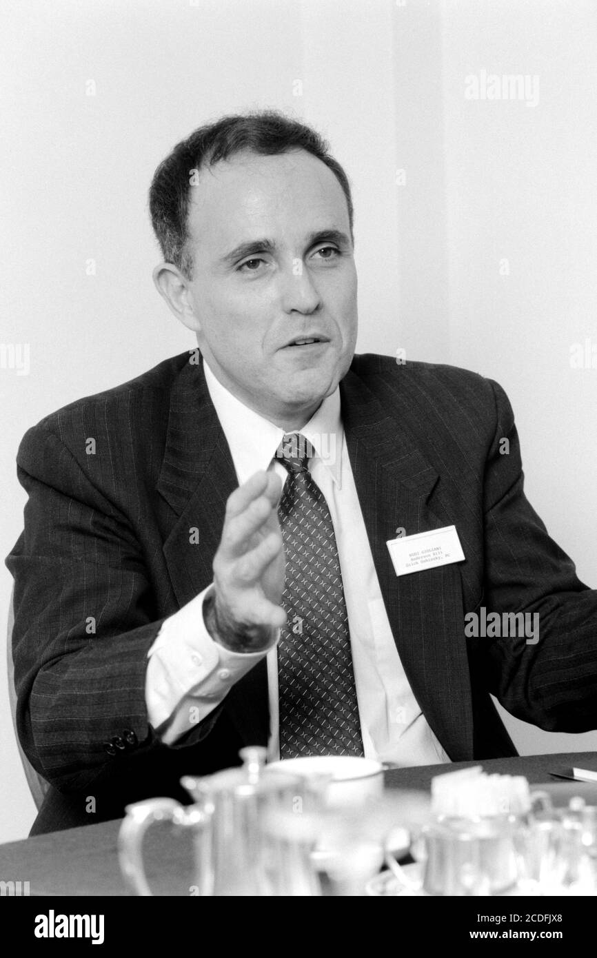 Rudi Giuliani New York District Attorney, Surrey Suite, Howard Hotel, Temple Place, London. 07 September 1990. Photo: Neil Turner Stock Photo