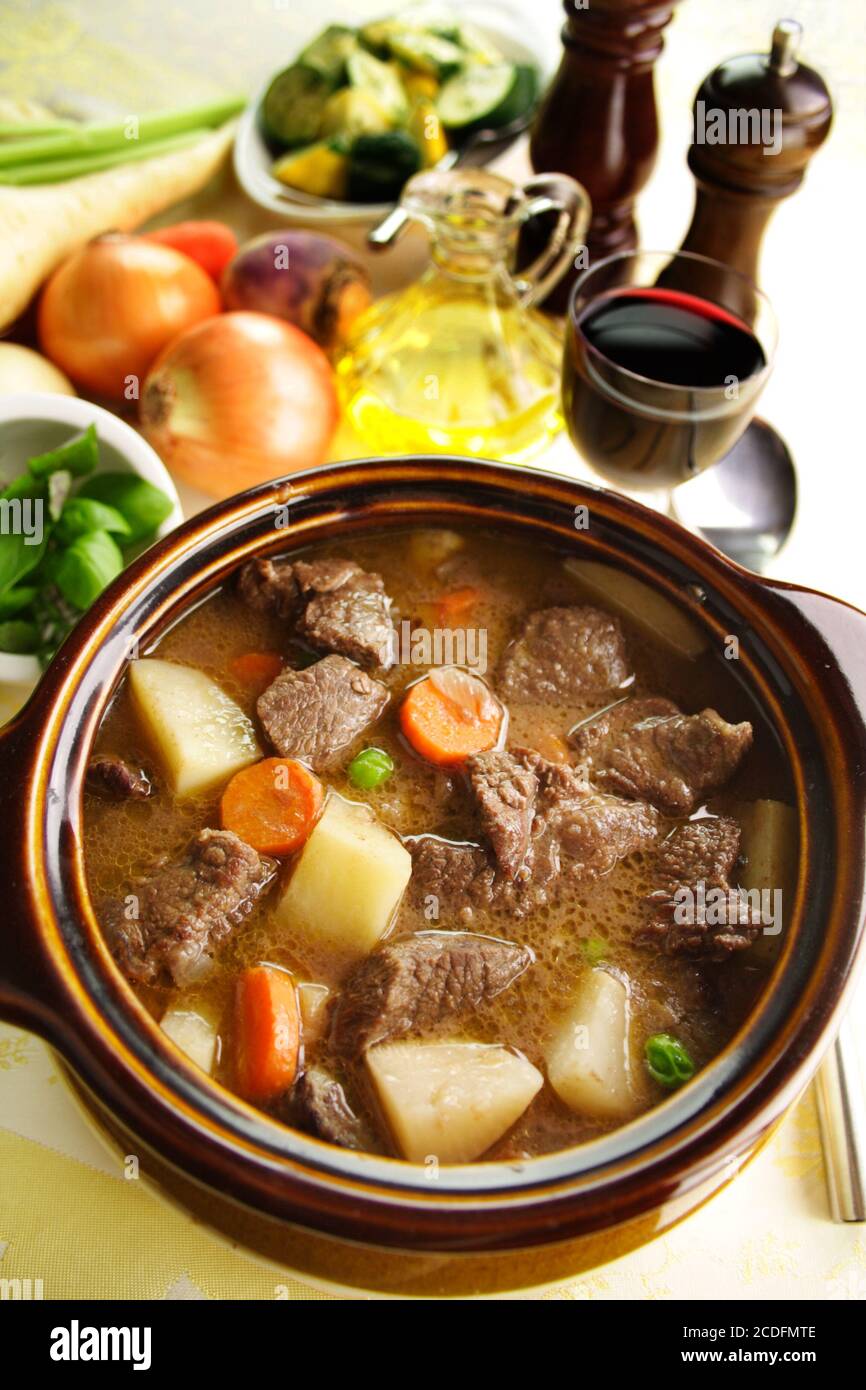 Beef casserole hires stock photography and images Alamy