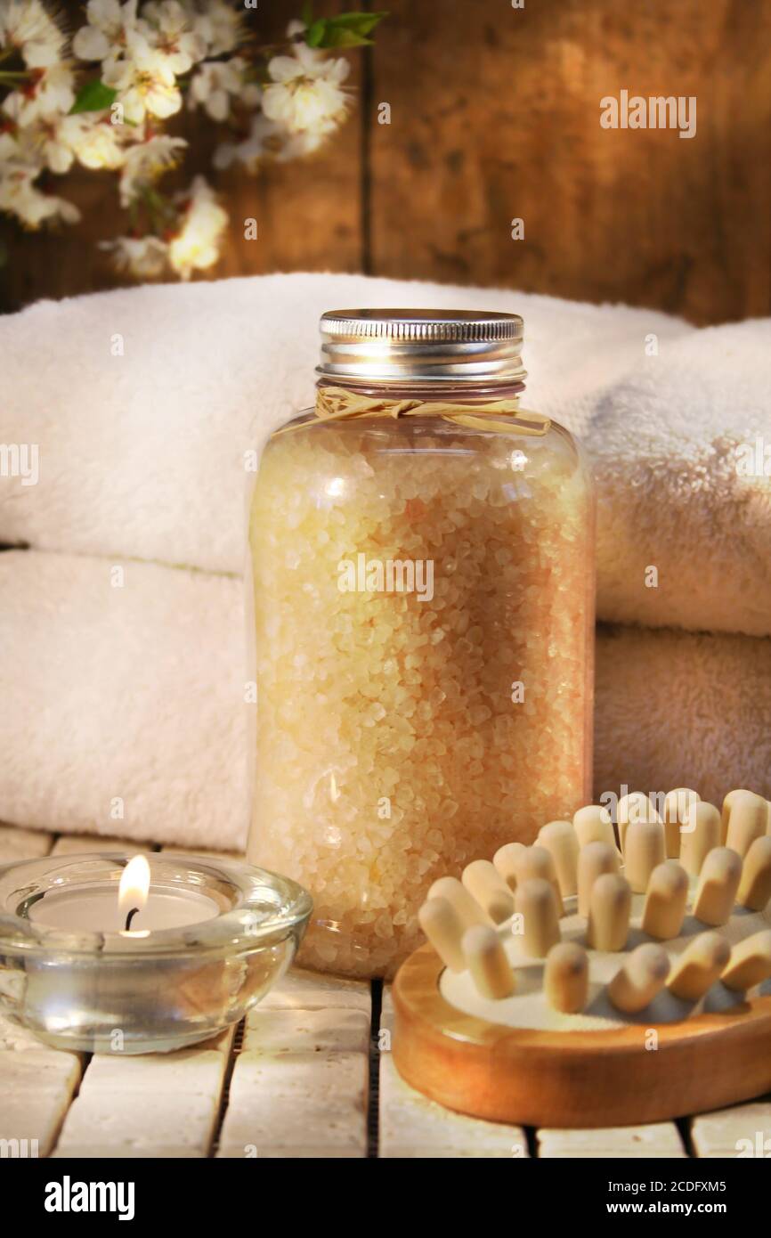 Spa bath salts Stock Photo - Alamy