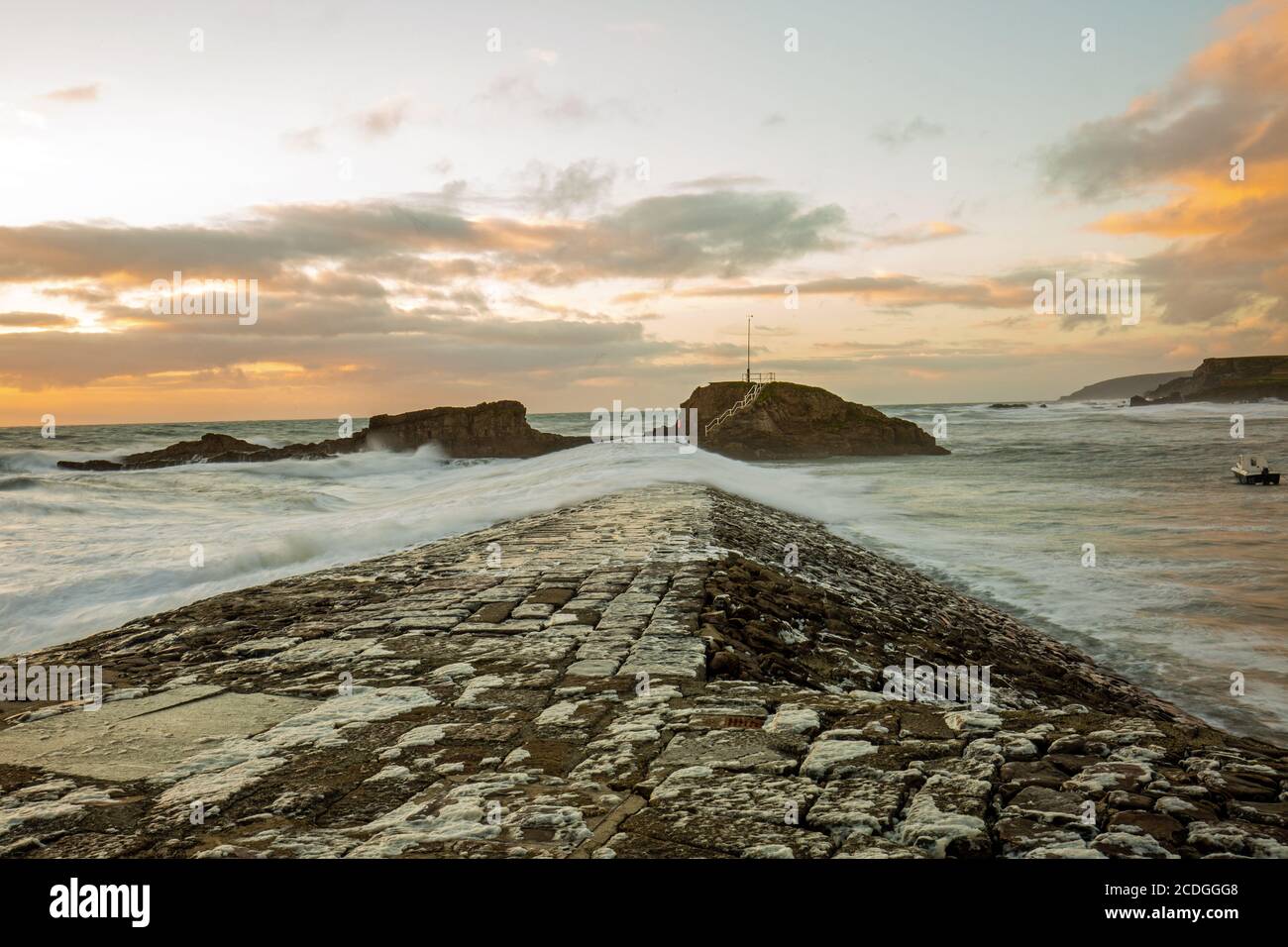 Breakwater bude hires stock photography and images Alamy