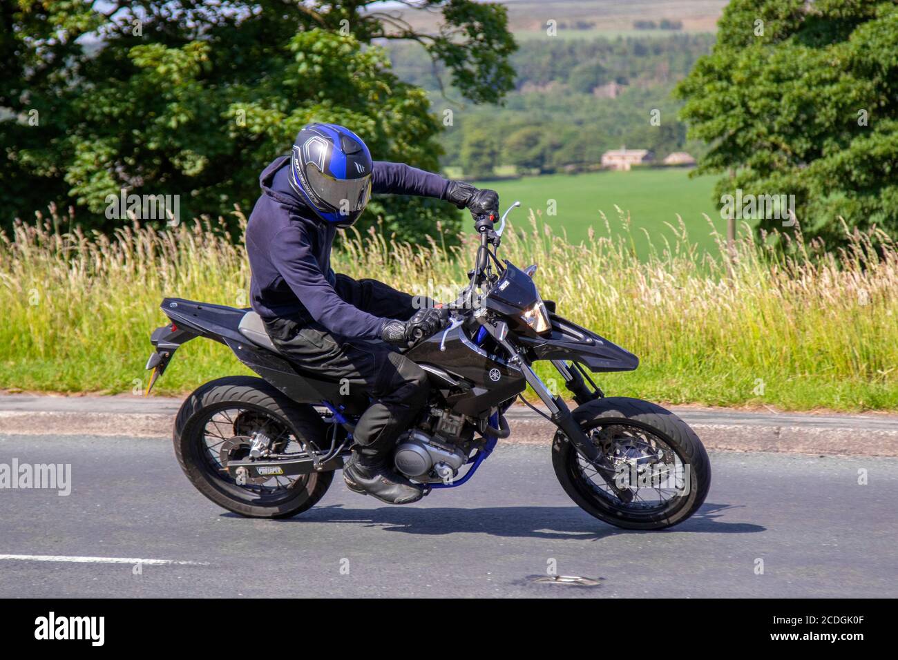 Yamaha wr 125 x hi-res stock photography and images - Alamy