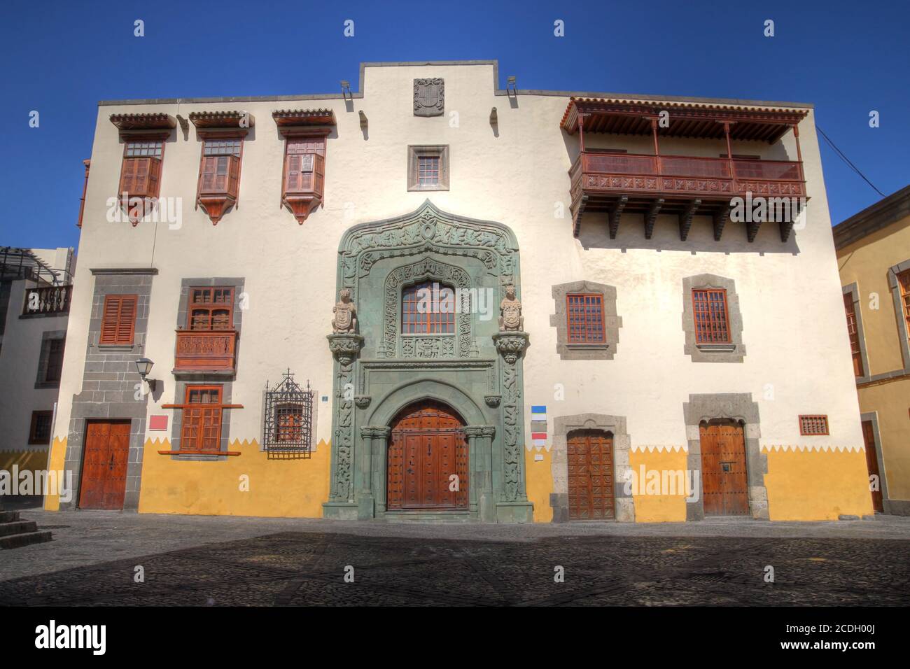 Columbus House (Case de Colon) in Las Palmas de Gran Canaria, Spain. The  house was the residence of the first governors of the island and it is  claime Stock Photo - Alamy