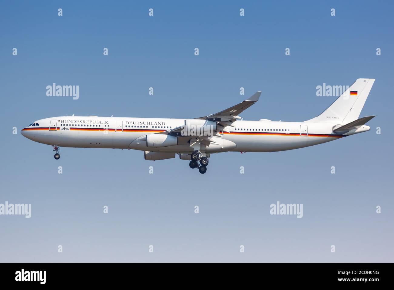 Leipzig, Germany - August 19, 2020: Flugbereitschaft der Bundesrepublik Deutschland Luftwaffe Airbus A340-300 airplane at Leipzig Halle Airport in Ger Stock Photo