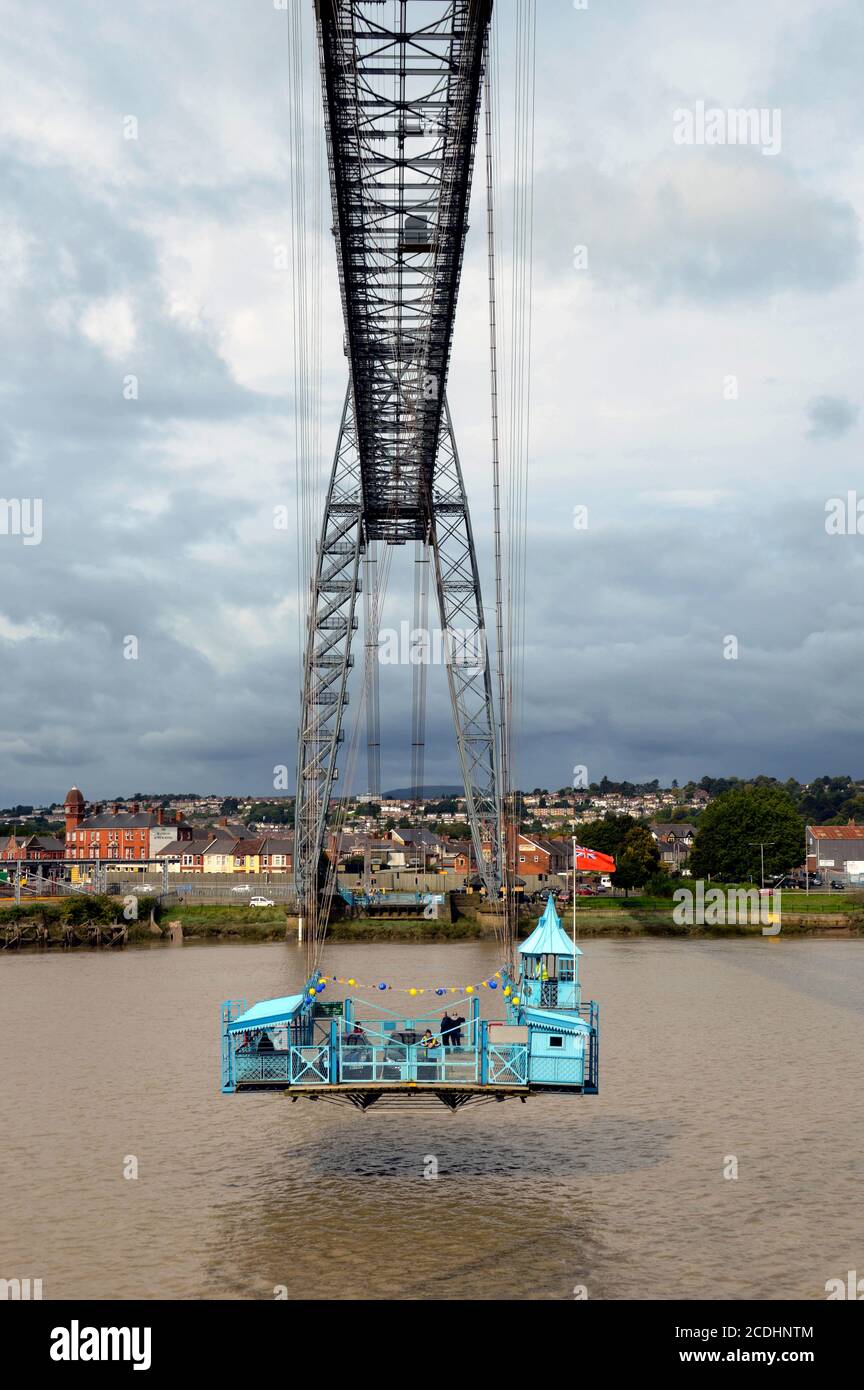 newport-wales-september-2017-wide-angle-aerial-view-of-the-gondola