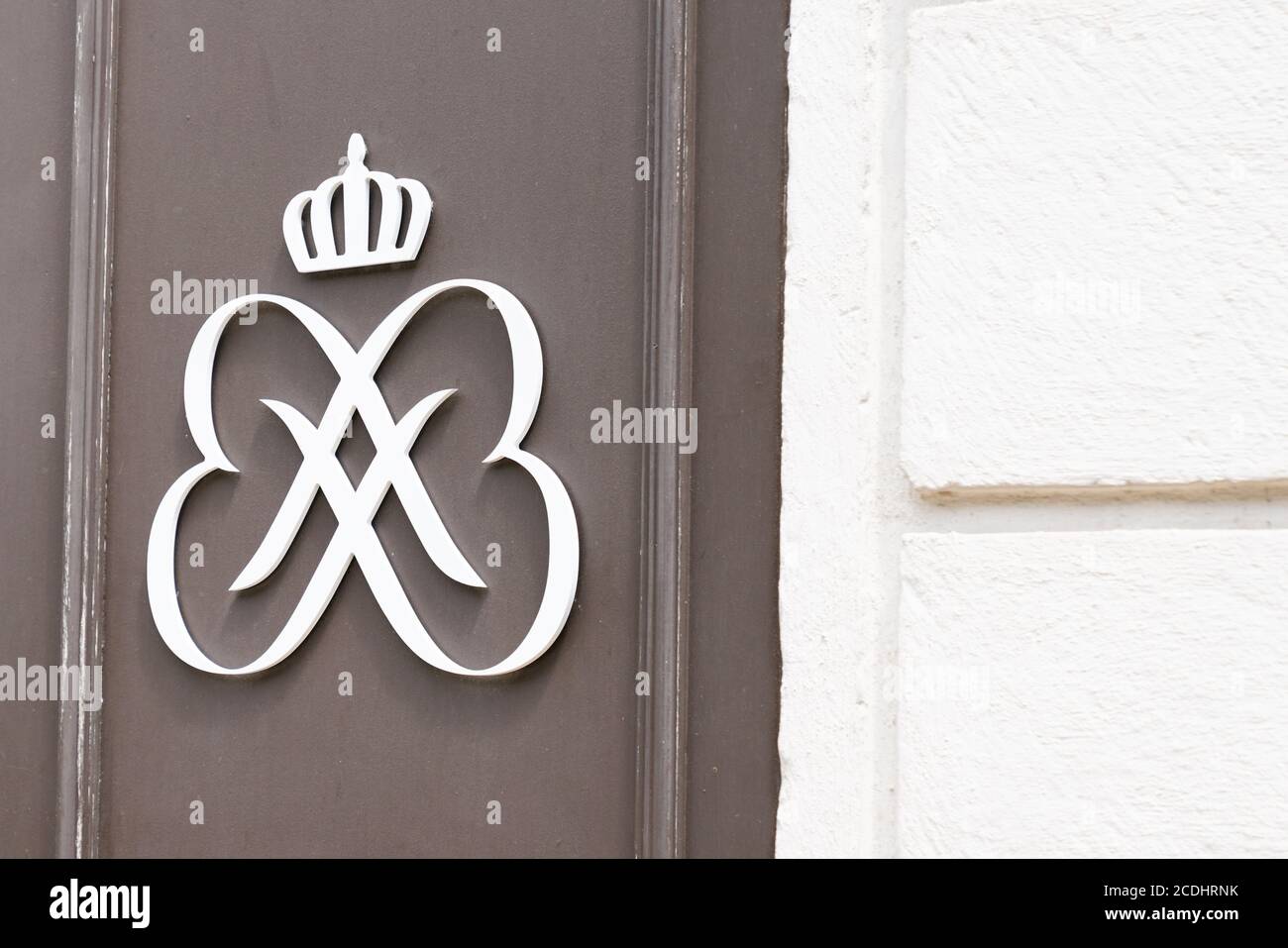 Bordeaux , Aquitaine / France - 08 25 2020 : Burton of london sign design  logo on store front of british fashion clothing shop Stock Photo - Alamy