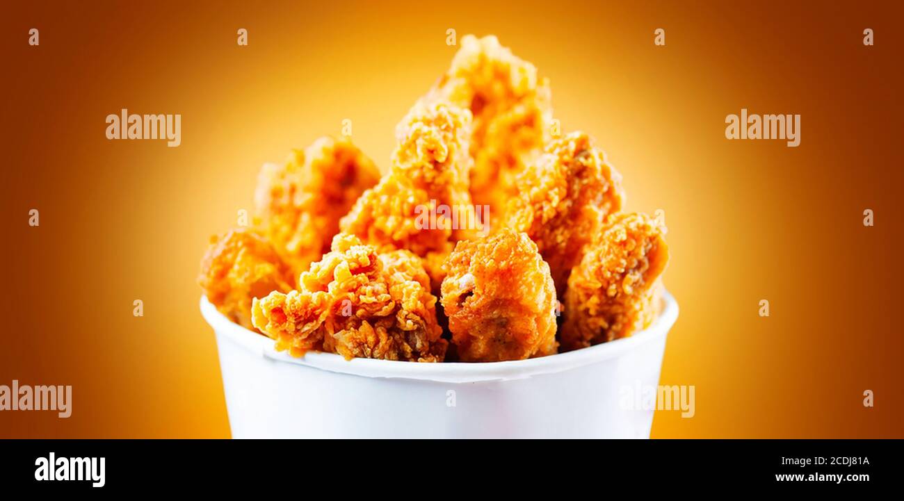 Download Bucket Of Fried Chicken High Resolution Stock Photography And Images Alamy