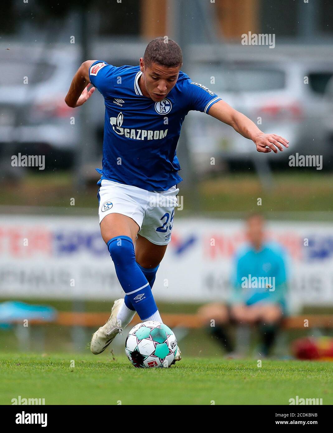 Firo 28 08 2020 Football Test Match Season 2020 2021 Fc Schalke 04 Aris Thessaloniki Amine Harit Fc Schalke 04 S04 Schalke Individual Action Usage Worldwide Stock Photo Alamy
