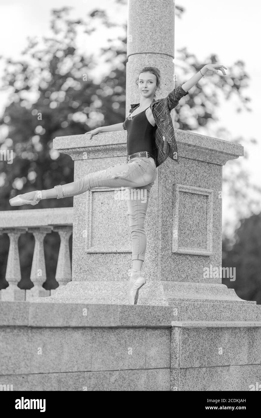 Statue shoes Black and White Stock Photos & Images Alamy