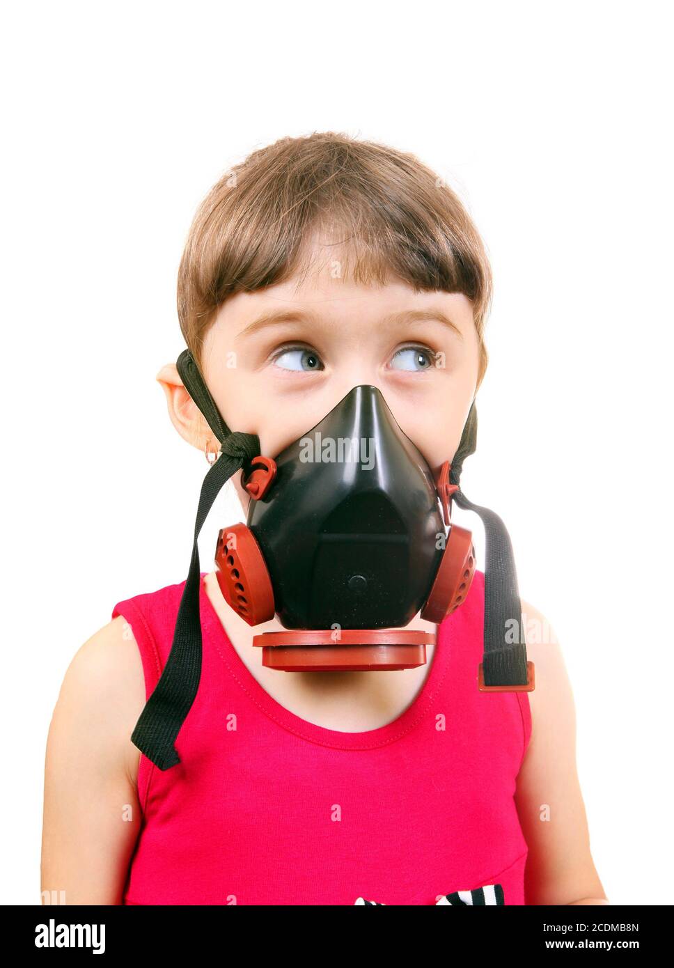 Little girl gas mask hires stock photography and images Alamy