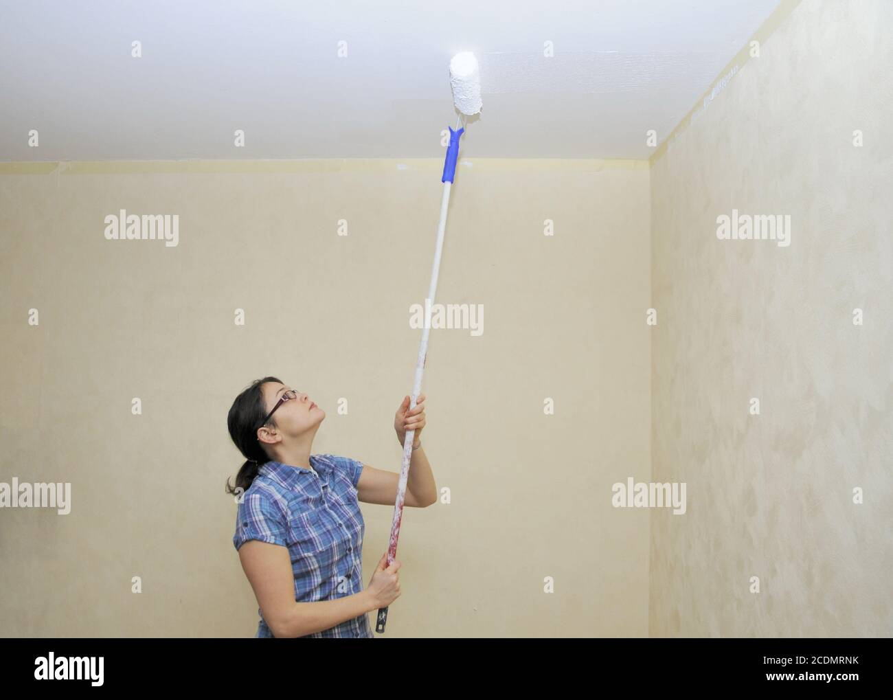 Whitening a blanket Stock Photo Alamy