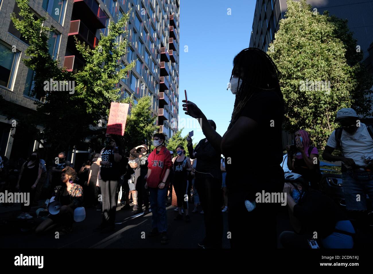 Portland Crowd Portland mayor ted wheeler hi-res stock photography and images - Alamy