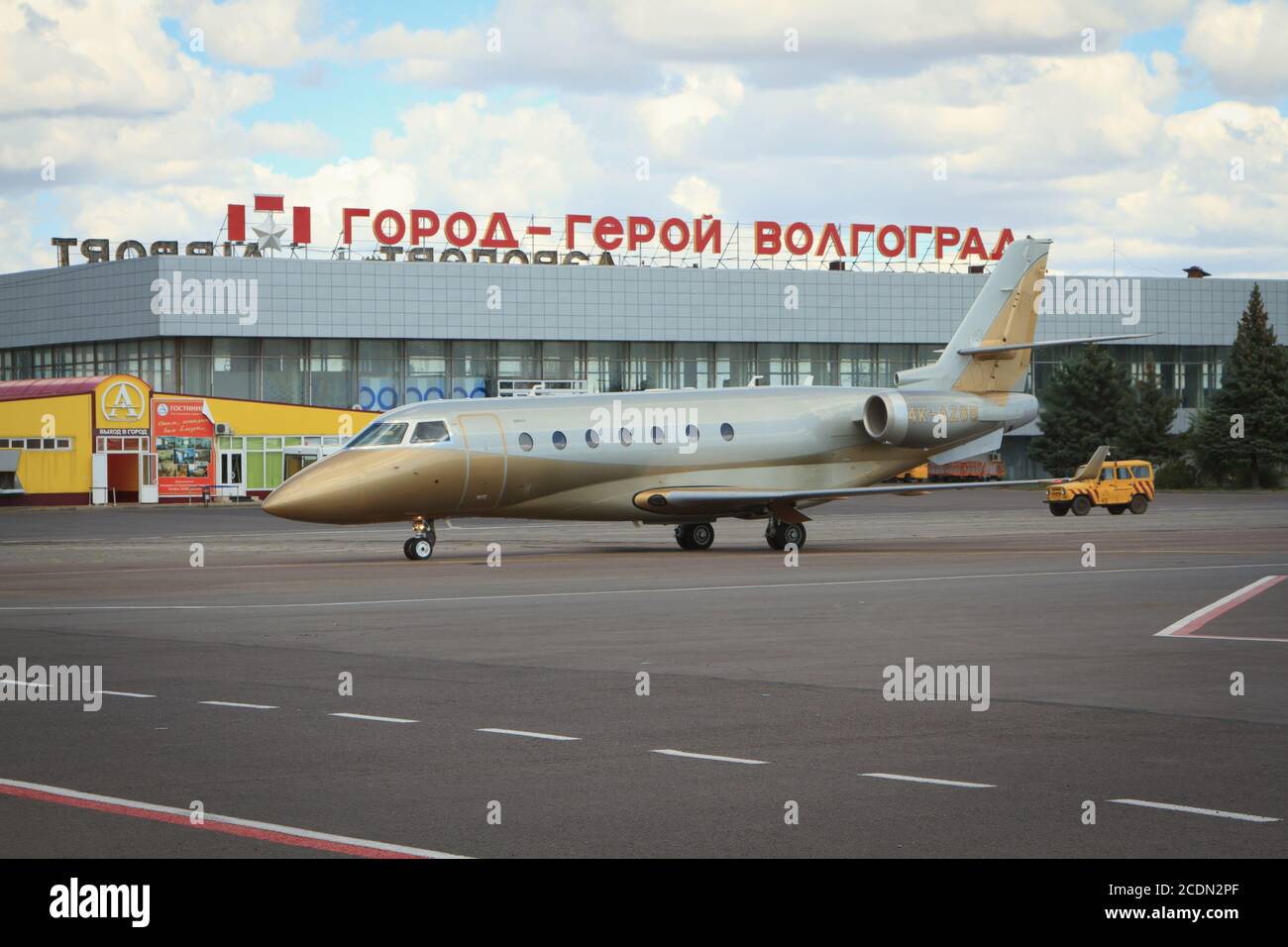 Volgograd, Russian Federation, August 07,2015:  Airplane lending at the Airport terminal in Volgograd city. Stock Photo