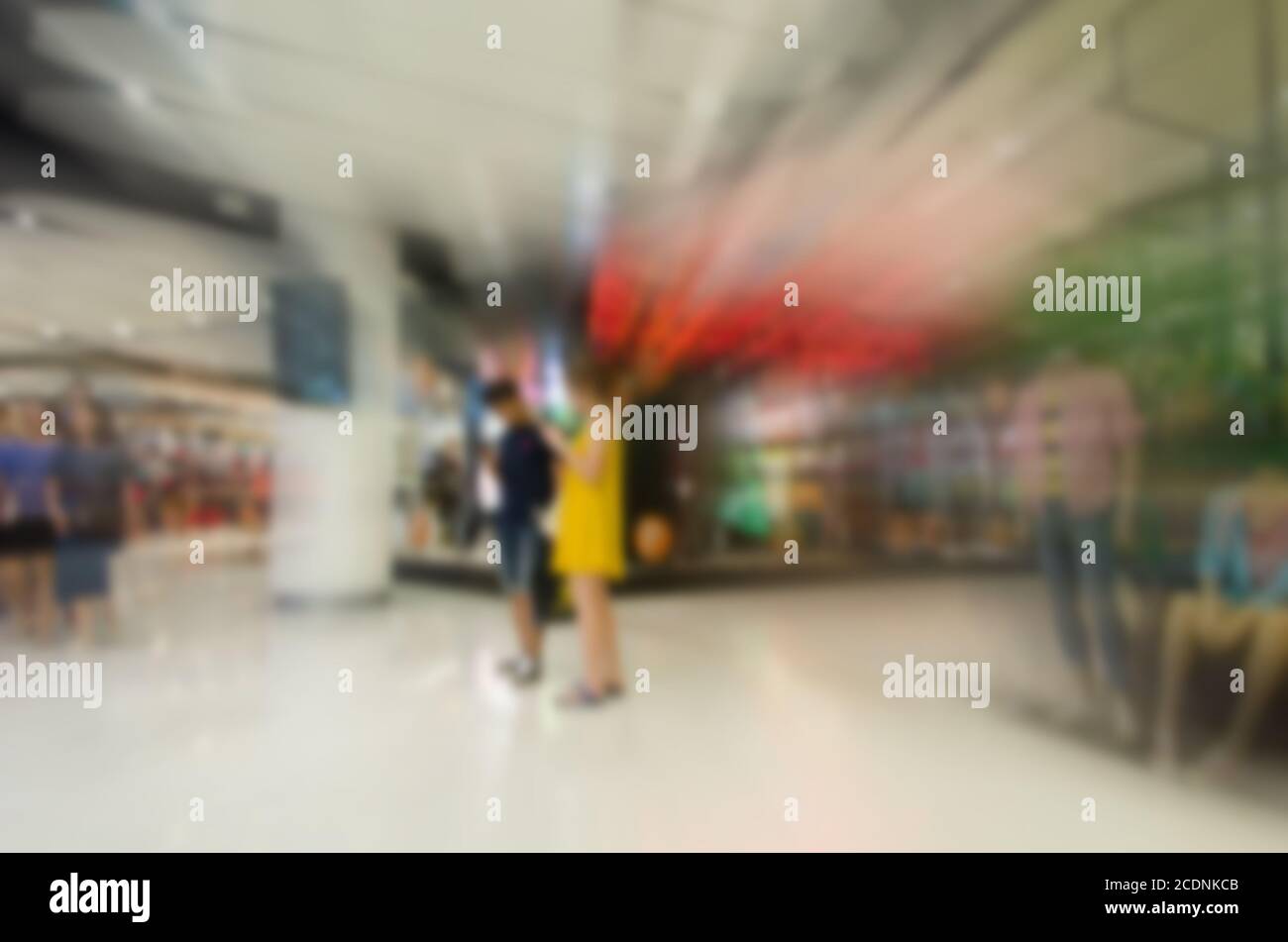 Malls hi-res stock photography and images - Alamy
