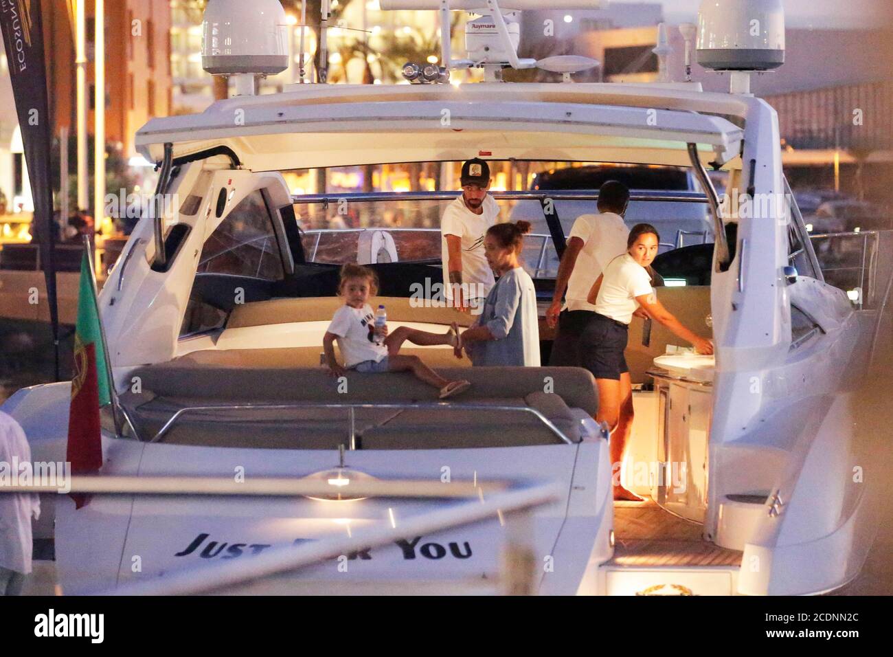The red devil's star choosed Vilamoura, in Algarve, to rest and have ...