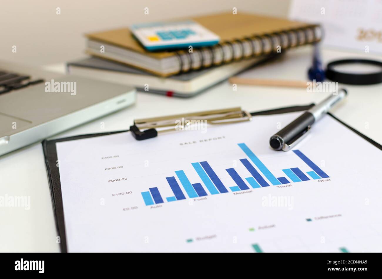 Business documents graph Stock Photo - Alamy