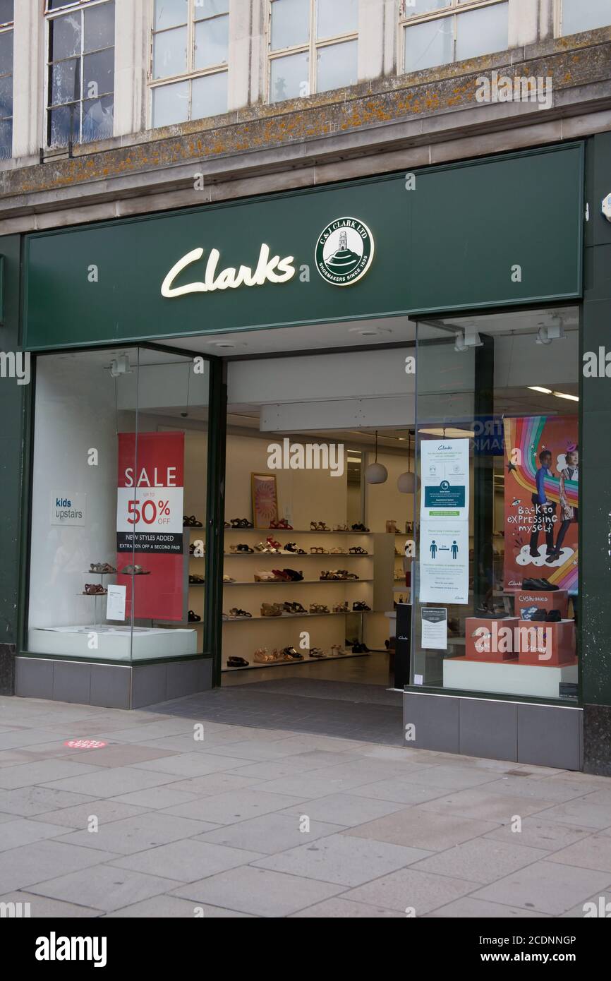 Clarks shoes retail shop hi-res stock photography and images - Alamy