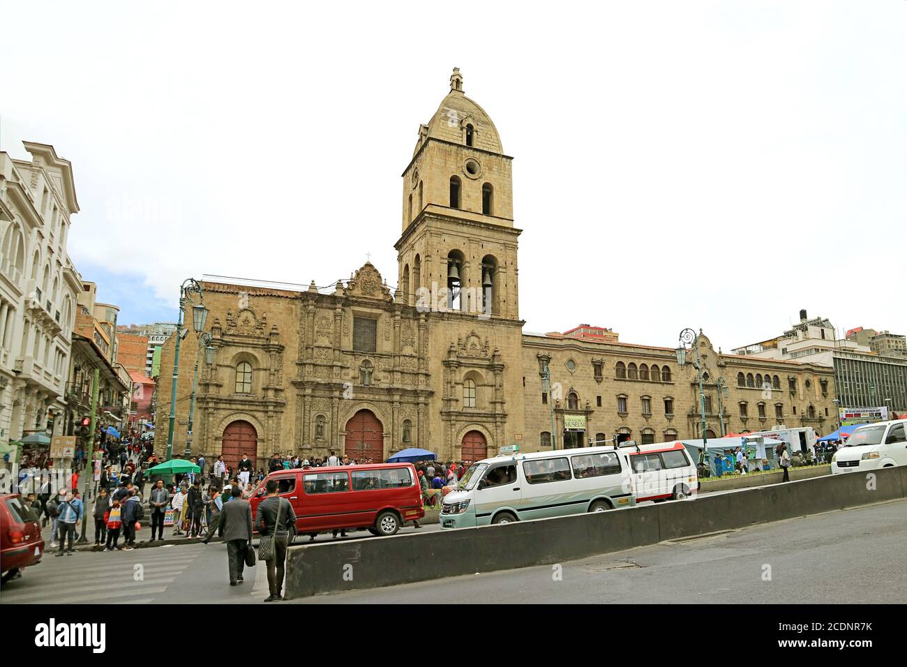 Basilica san francisco la paz hi-res stock photography and images - Alamy