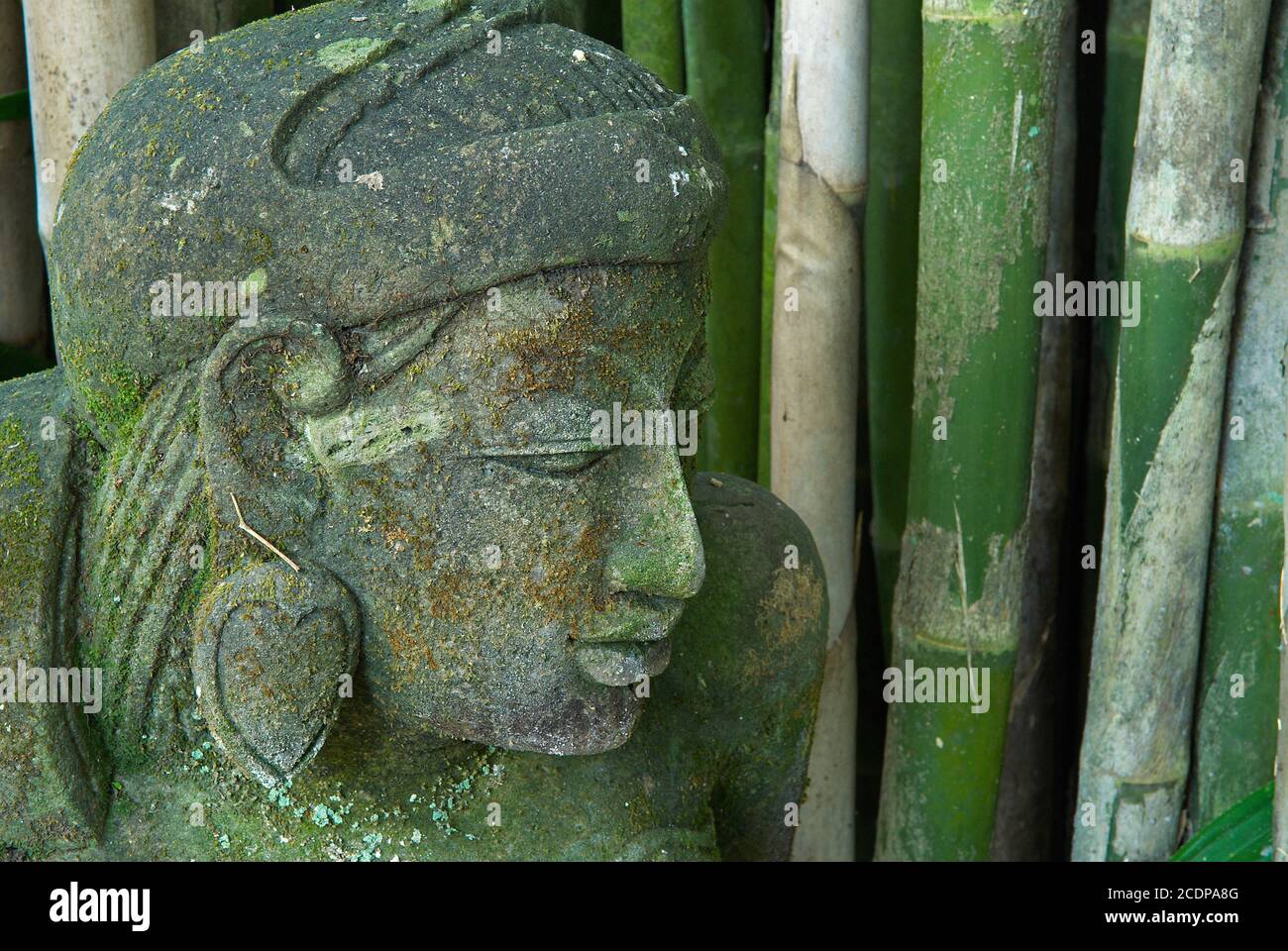 Indonesia, Bali, Garden statues at hotel Stock Photo Alamy