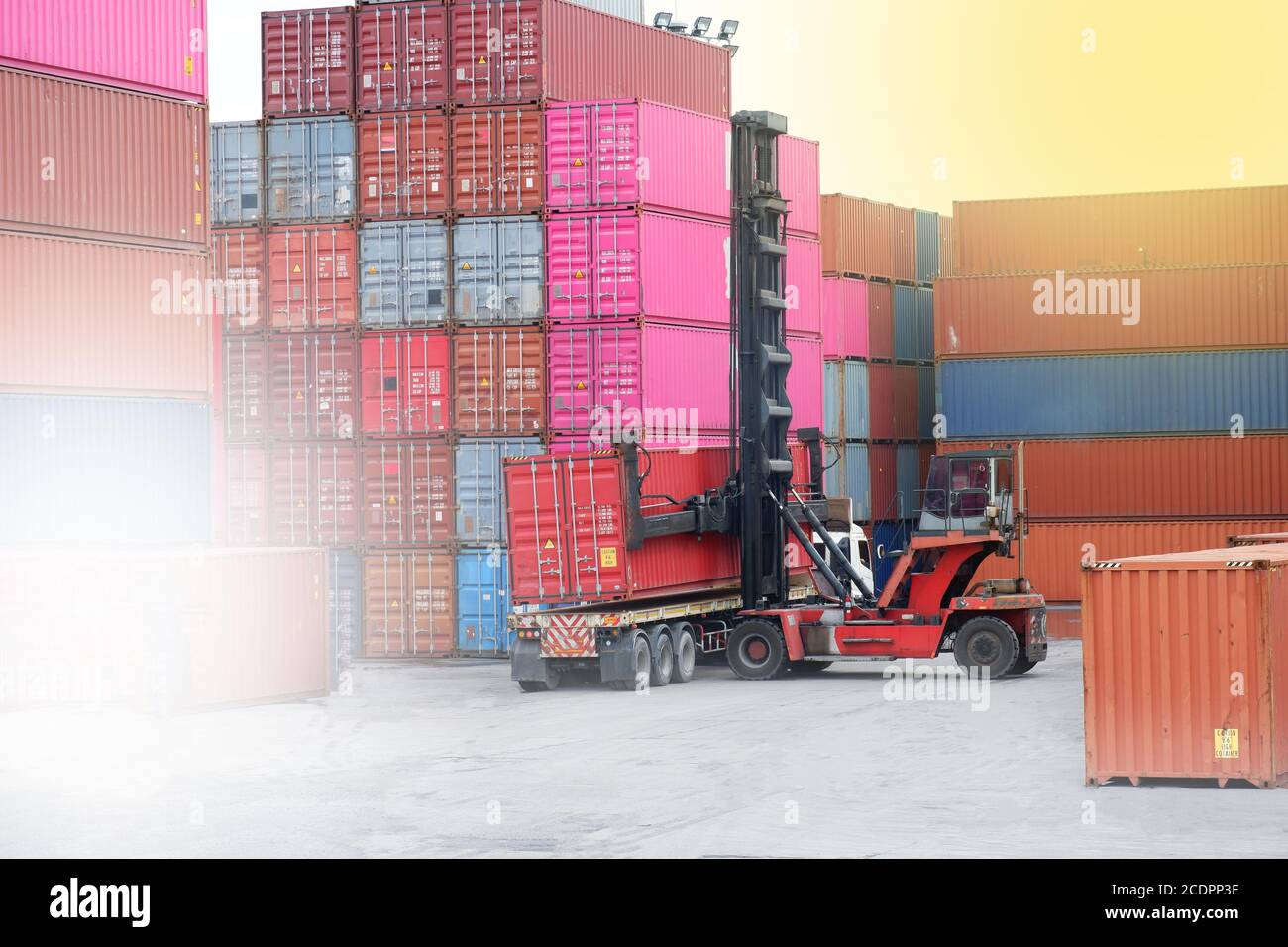 Empty container stacker hires stock photography and images Alamy