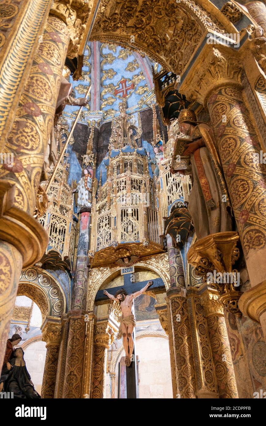 Interior of the Round church decorated with late Gothic painting and sculpture at the Convent of Christ / Convento de Cristo, Tomar, Portugal, Europe Stock Photo