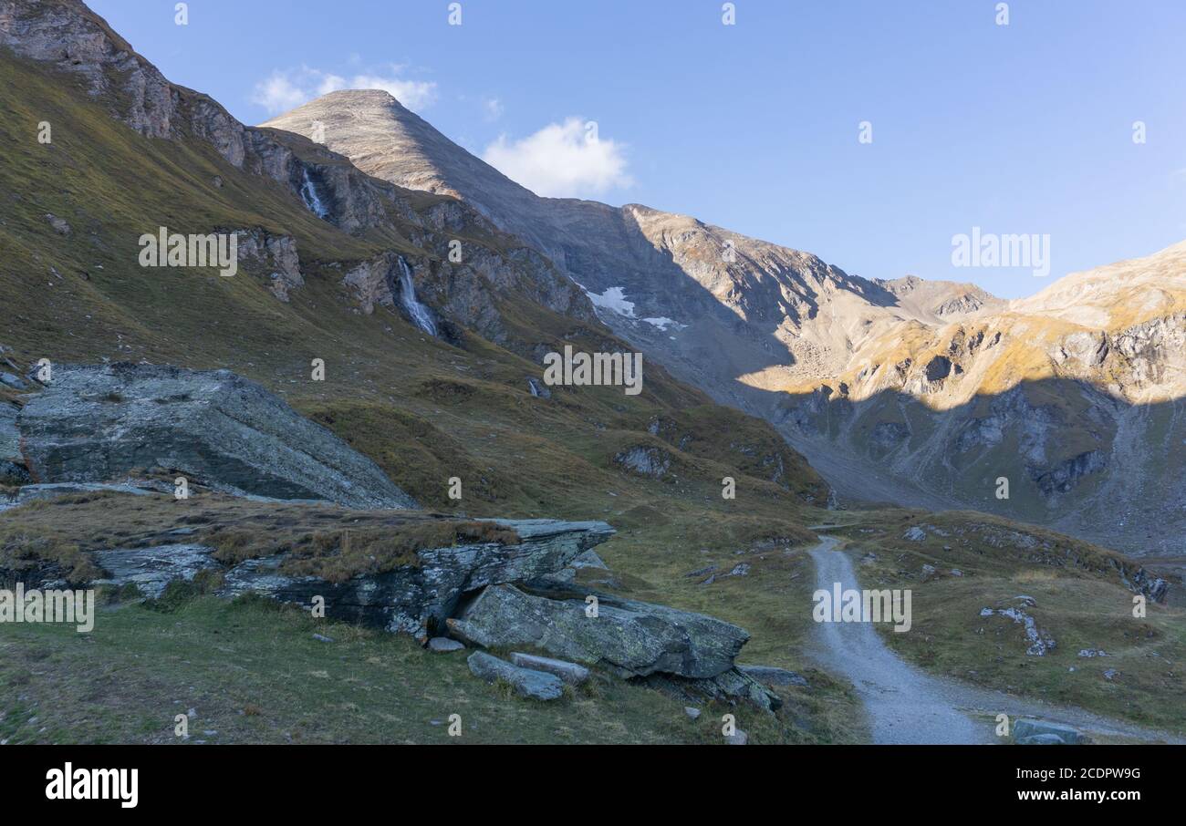 Alpine tundra rock formation hi-res stock photography and images - Alamy