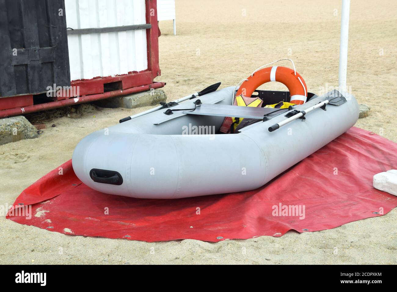 Inflatable Rescue Bot Inflatable rescue boat hi-res stock photography and images - Alamy