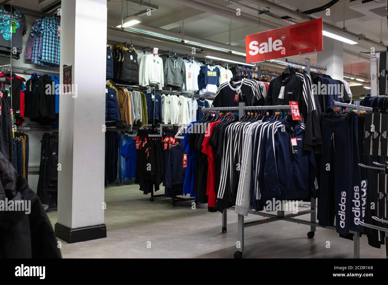 Department store sale hi res stock photography and images Alamy