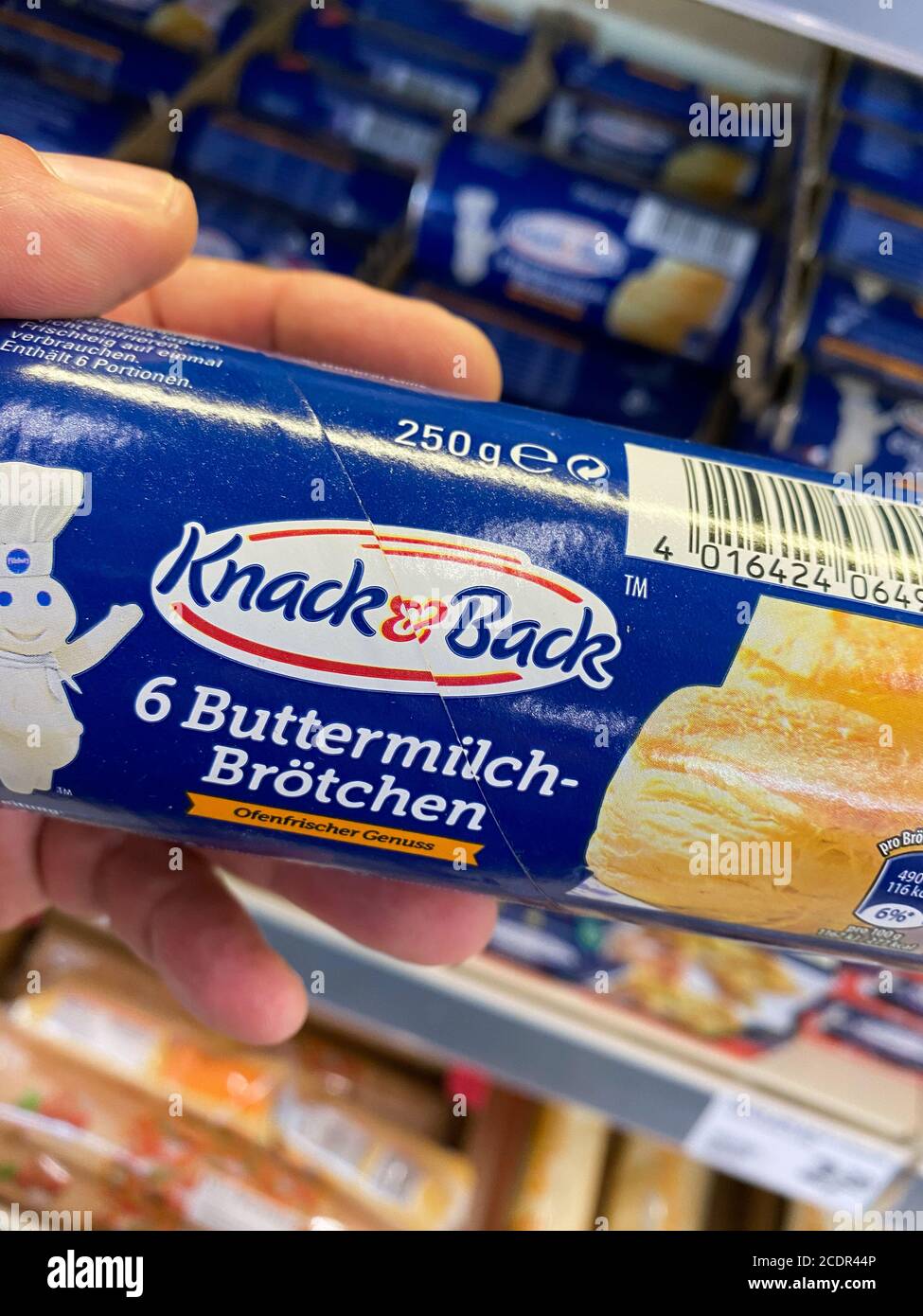 Knack und back hires stock photography and images Alamy