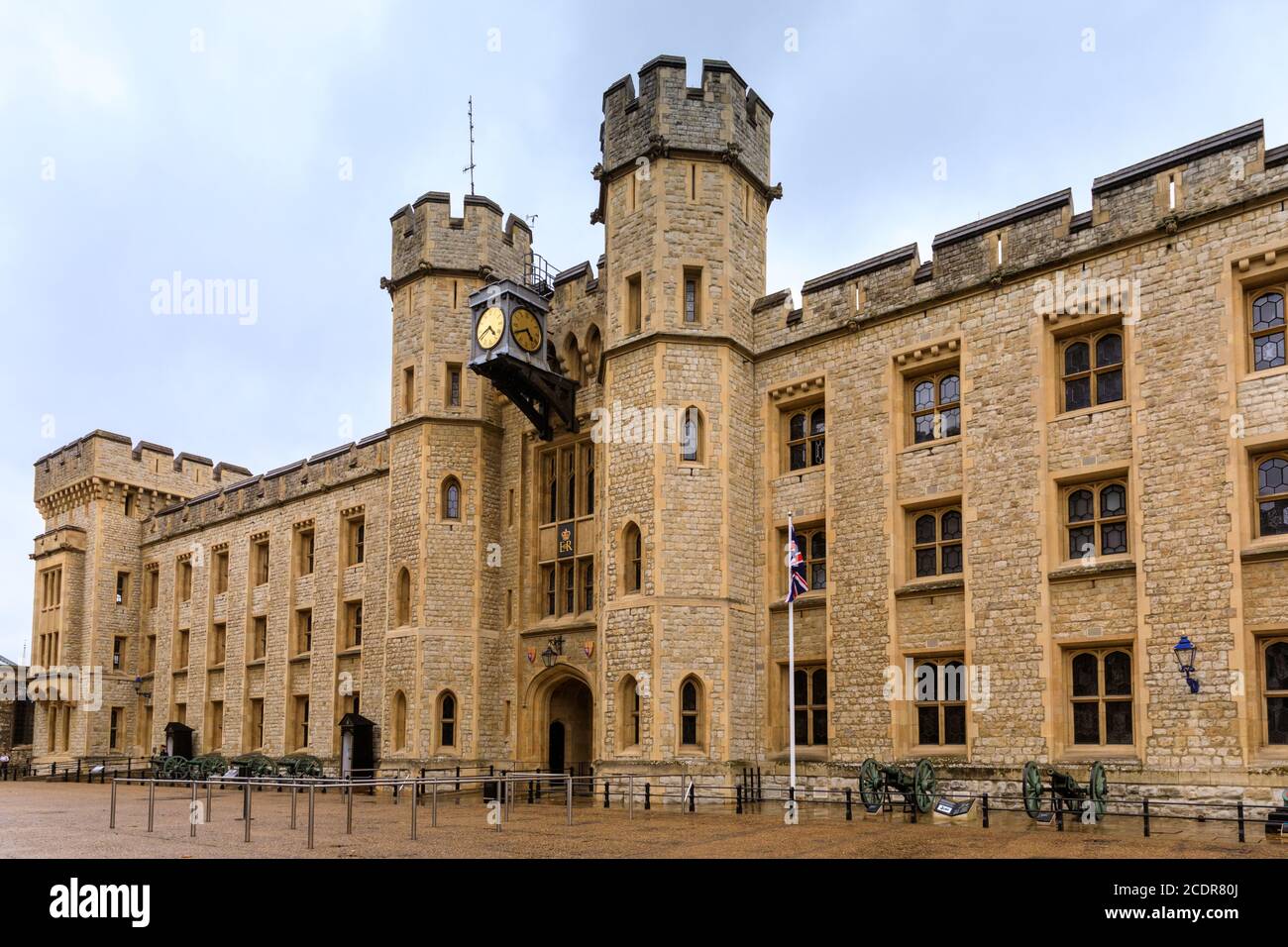 Royal Jewel House, DemeraraMahaica (+592 226 2708)