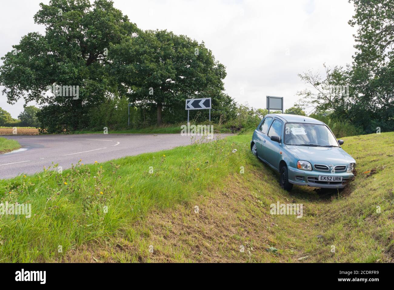 Car in ditch hires stock photography and images Alamy