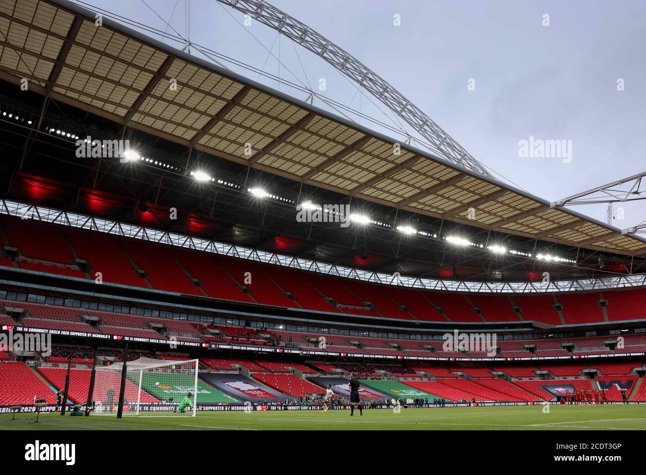 Soccer Charity Shield Arsenal Liverpool High Resolution Stock Photography And Images Alamy