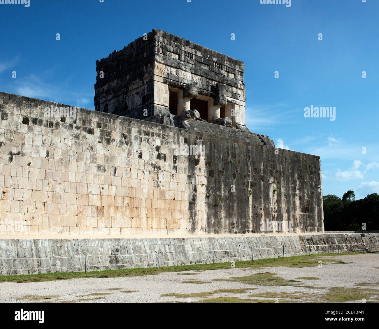 A temple at the ancient Maya archaeological site of Chichén Itzá, Yucatán State, Mexico. Stock Photo