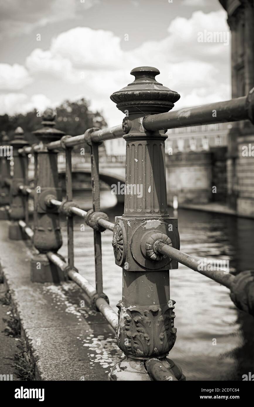 Pillar railing hi-res stock photography and images - Alamy