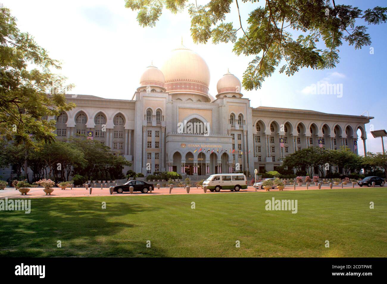 Palace of Justice at the splendid boulevard Persiaran Perdana in the planned city Putrajaya Stock Photo