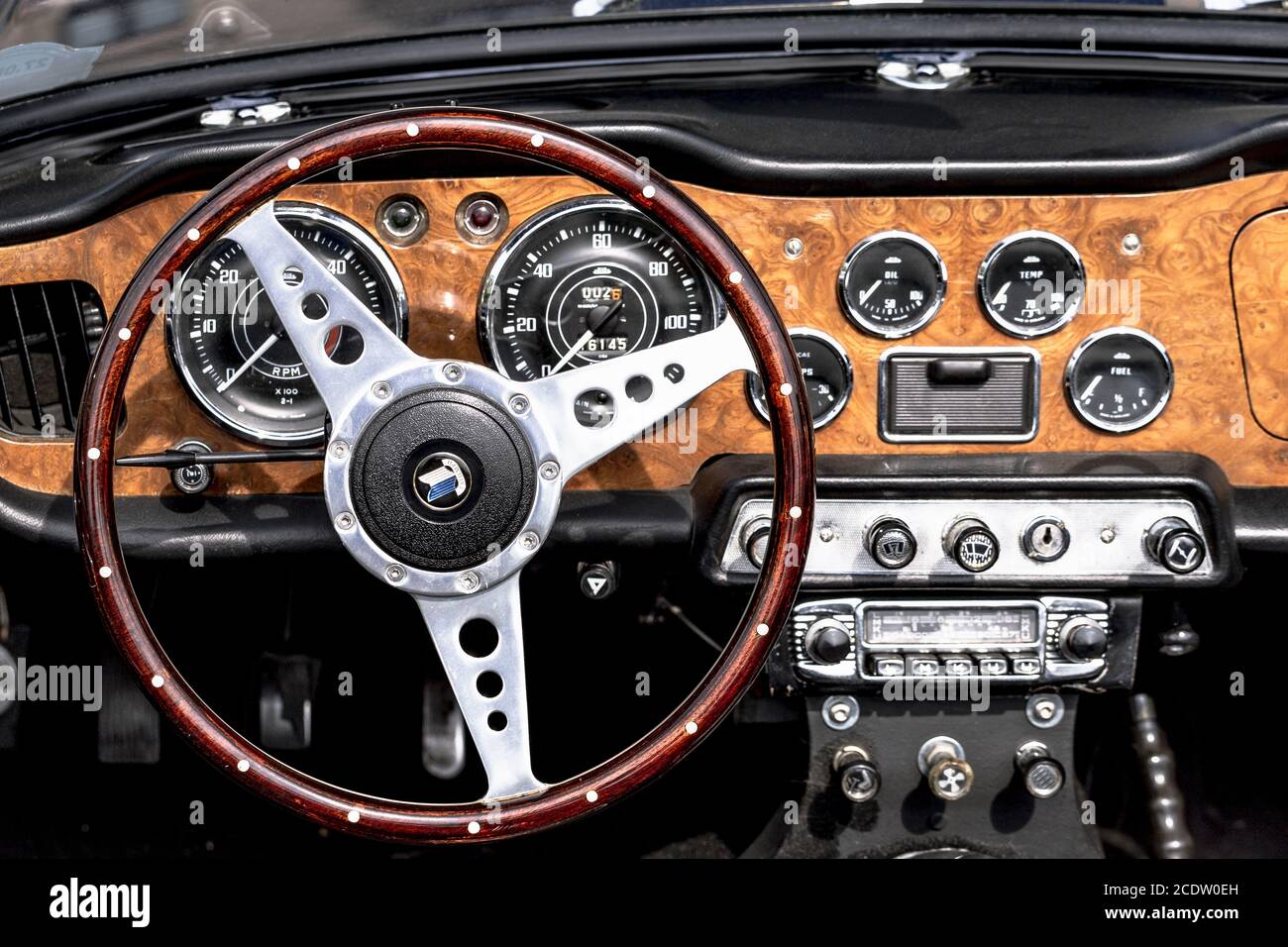 Vintage Triumph TR 4, built in 1963, 2138 cc, 100 hp, 140 km / h, close-up of the dashboard Stock Photo