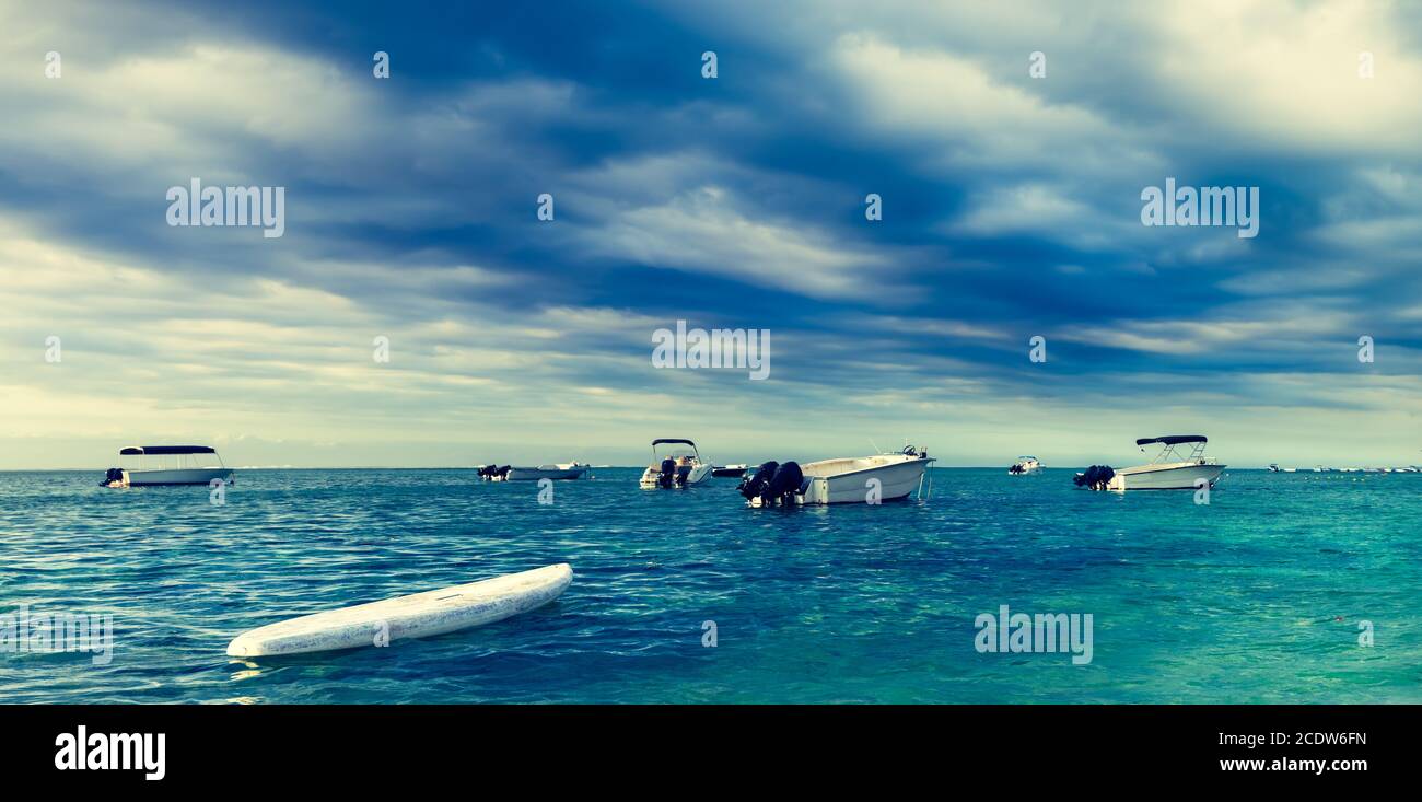 Indian sea boats hi-res stock photography and images - Alamy