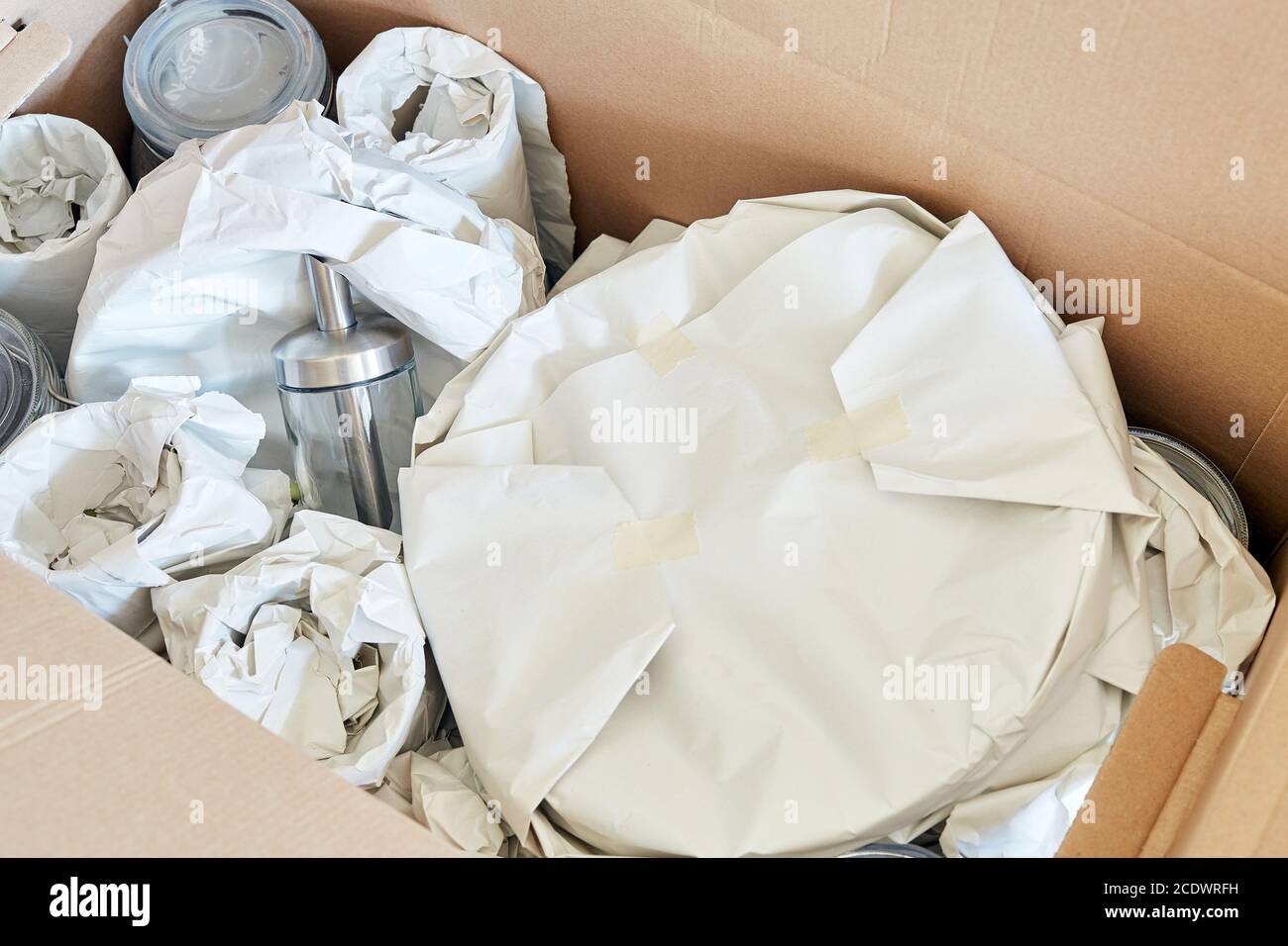 Tissue box office hi-res stock photography and images - Alamy