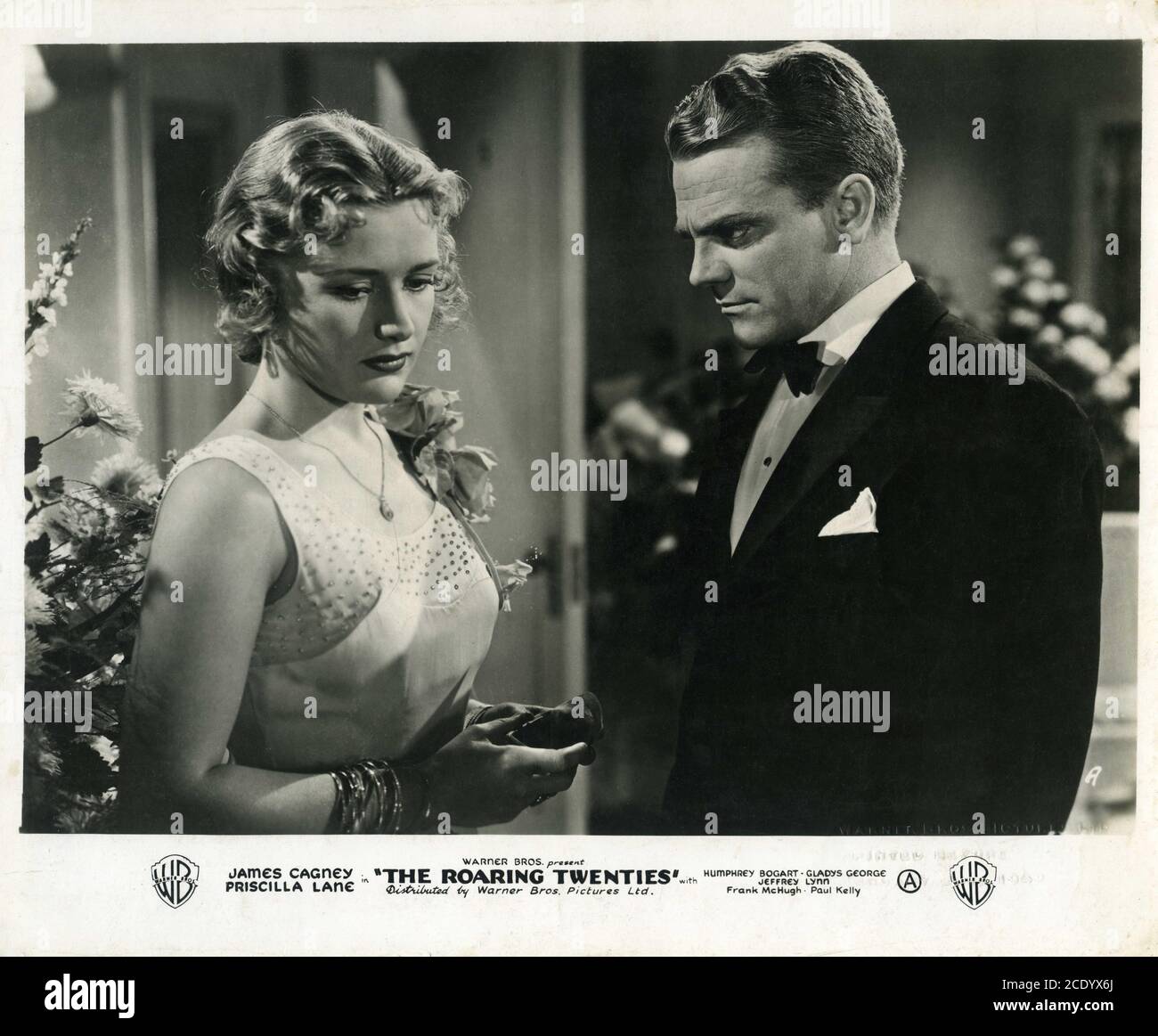 PRISCILLA LANE and JAMES CAGNEY in THE ROARING TWENTIES 1939 director RAOUL WALSH original story / producer Mark Hellinger executive producer Hal B. Wallis Warner Bros. Stock Photo