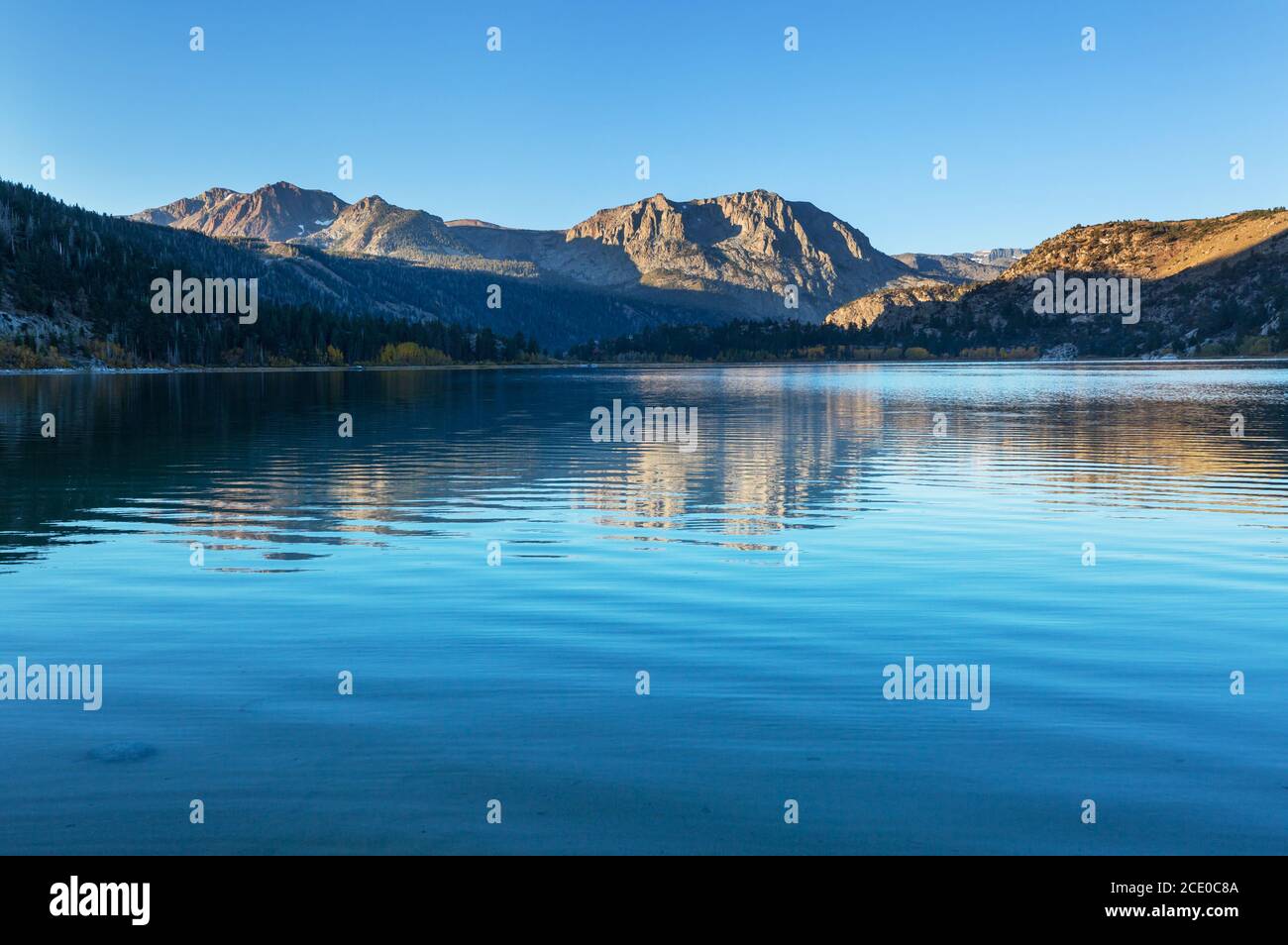 Lake in Sierra Nevada Stock Photo - Alamy