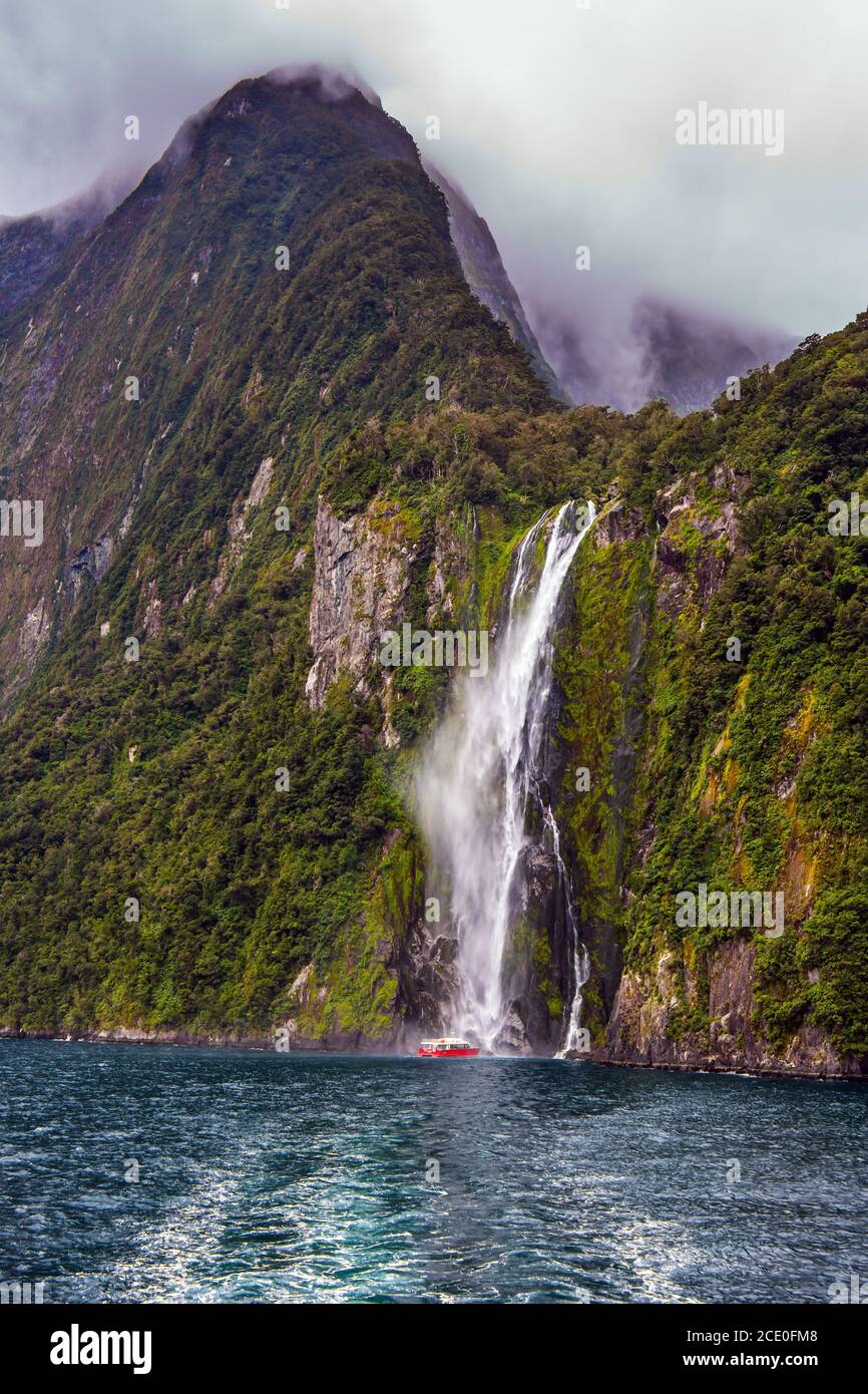 Tourist cruise aboard the Milford Sound fjord Stock Photo
