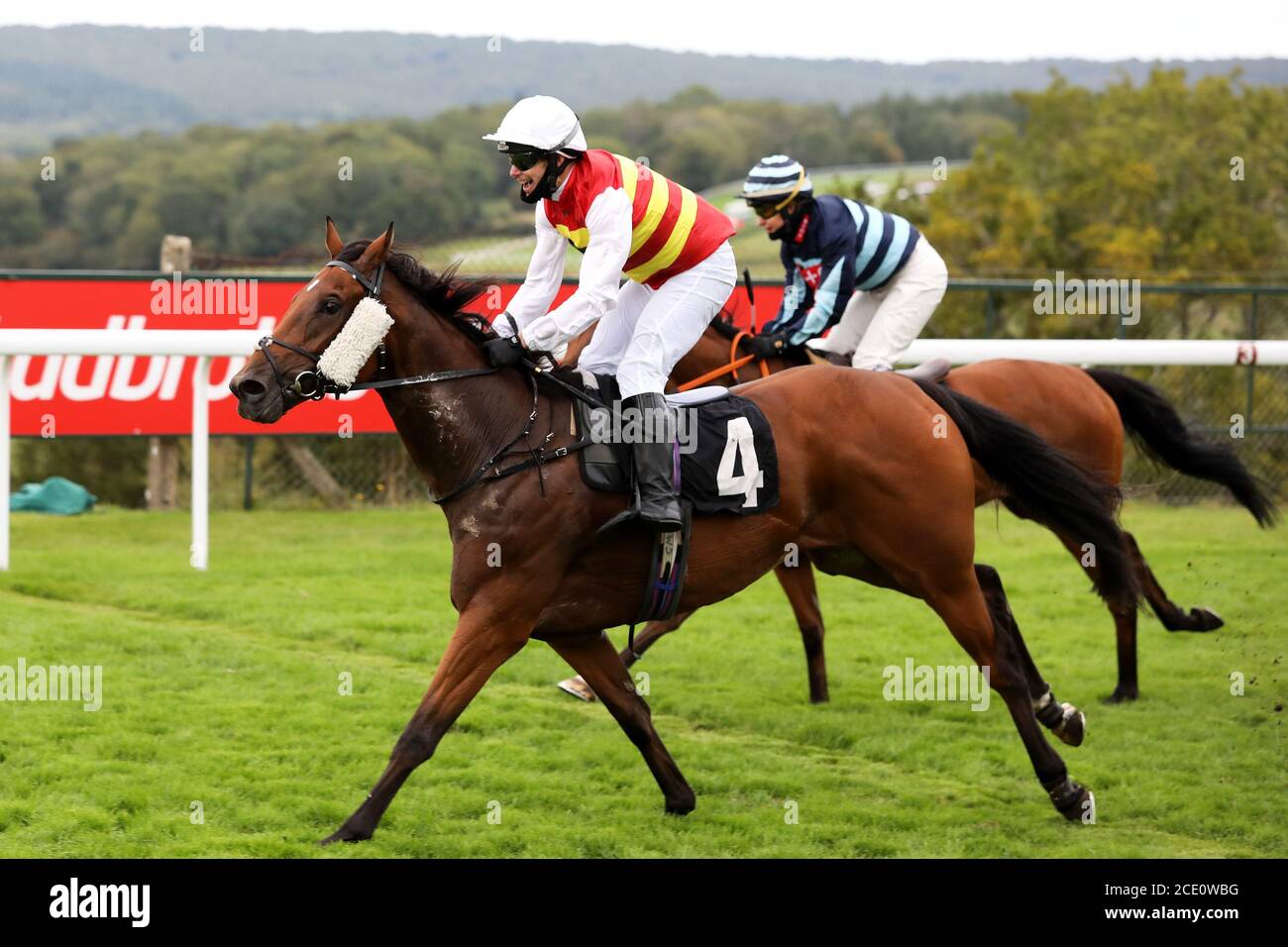 Chichester, UK. 30th Aug, 2020. One eyed Jockey Dr Guy Mitchell pictured winning at Goodwood Racecourse in the 5:20 GAY KINDERSLEY AMATEUR JOCKEYS' HANDICAP (DIV II) (Class 5). Sunday 30th August 2020. Credit: Sam Stephenson/Alamy Live News Stock Photo