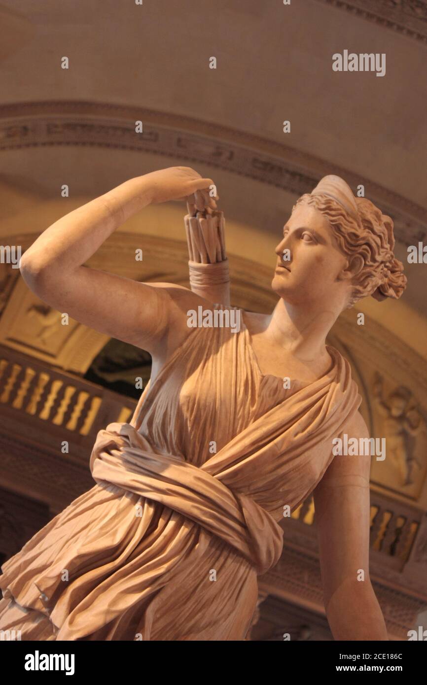 Statue of Goddess Diana in the Louvre of Paris Stock Photo Alamy