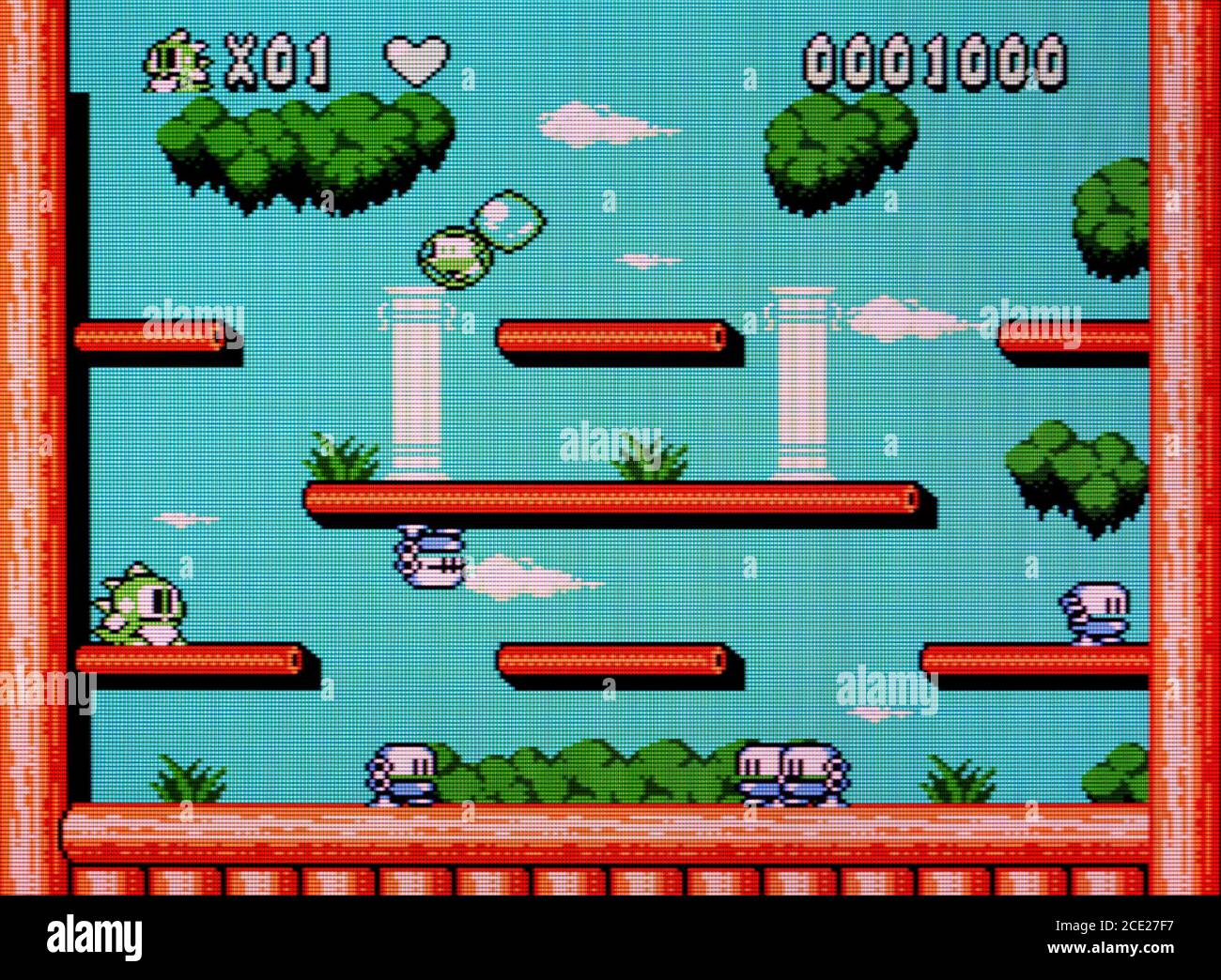 Bobble 2 - Nintendo Entertainment NES Videogame - use only Stock Photo - Alamy