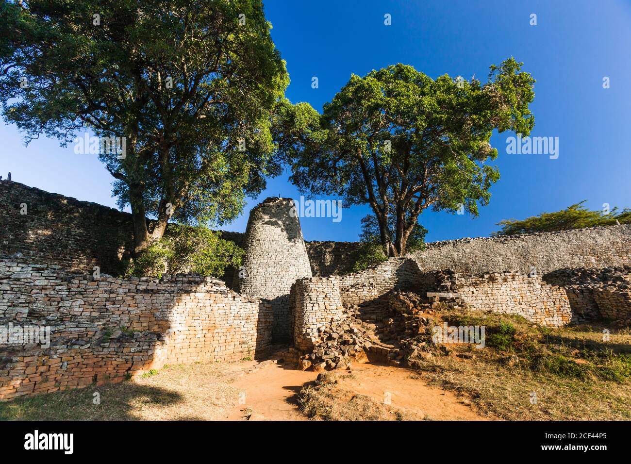 Great Zimbabwe ruins, Cinical Tower in 'the Great Enclosure', ancient capital of Bantu civilization, Masvingo Province, Zimbabwe, Africa Stock Photo